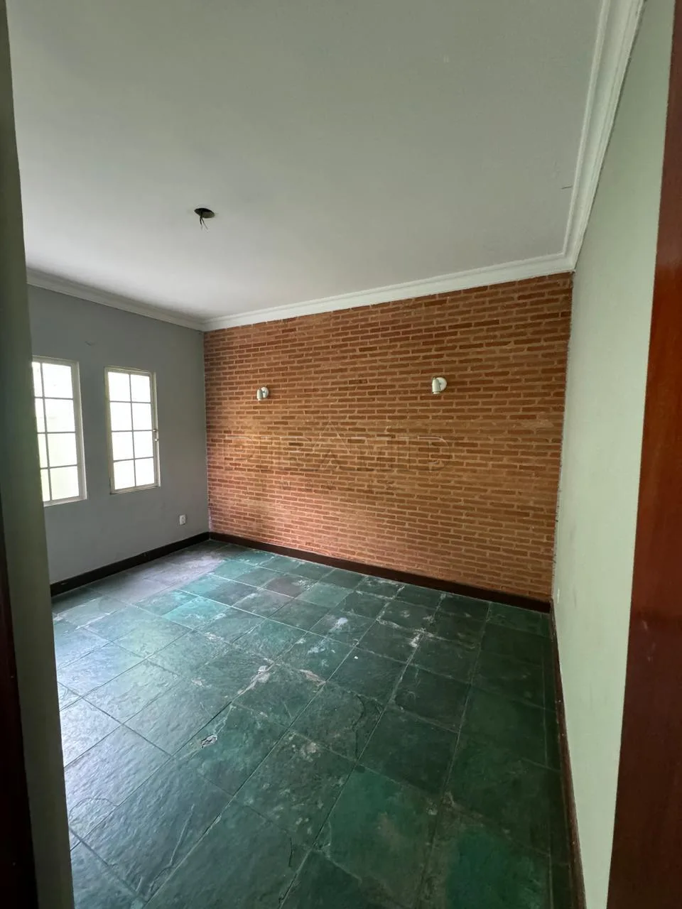 Alugar Casa / Padr&atilde;o em Ribeir&atilde;o Preto R$ 2.000,00 - Foto 6