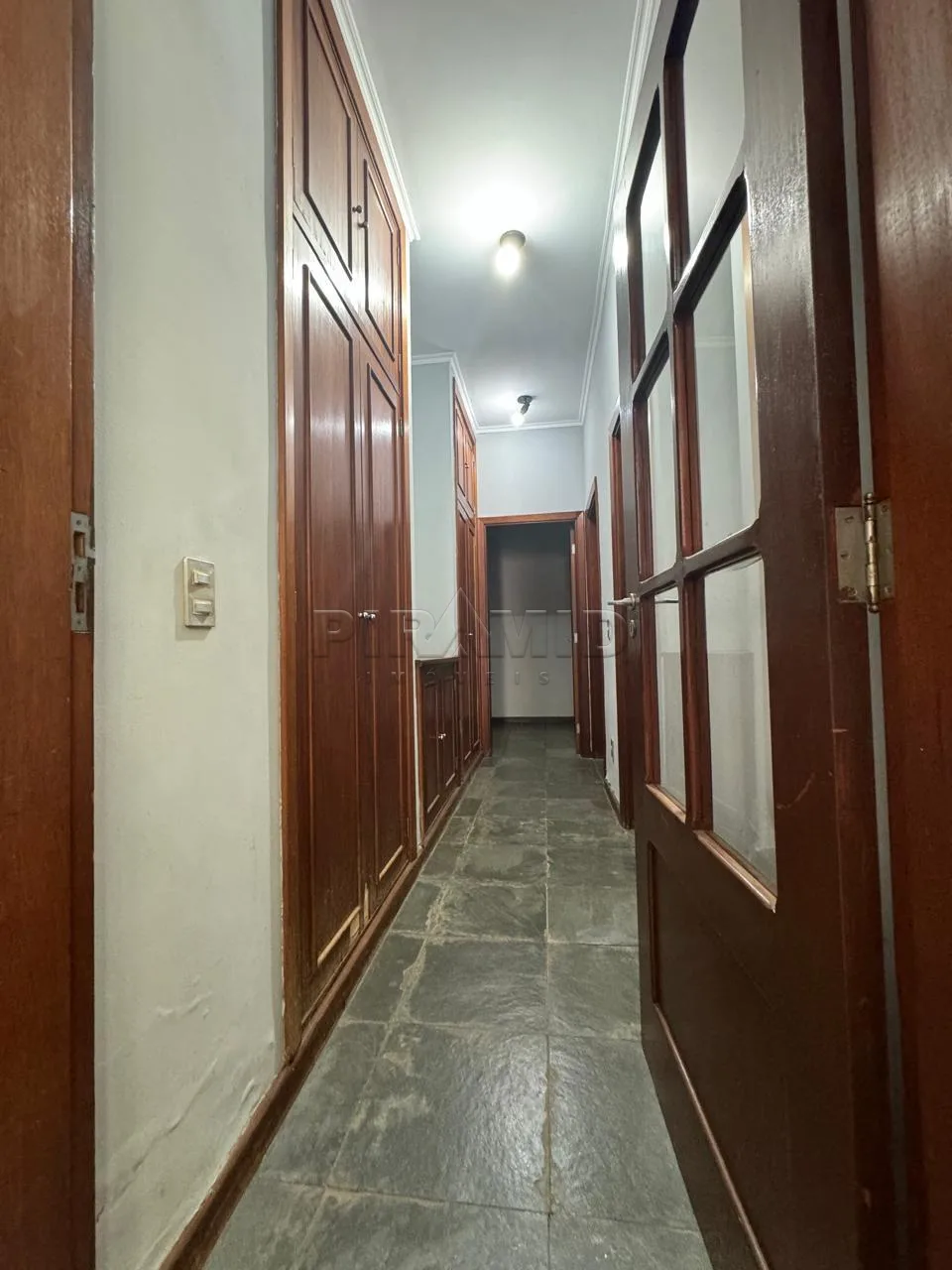 Alugar Casa / Padr&atilde;o em Ribeir&atilde;o Preto R$ 2.000,00 - Foto 10