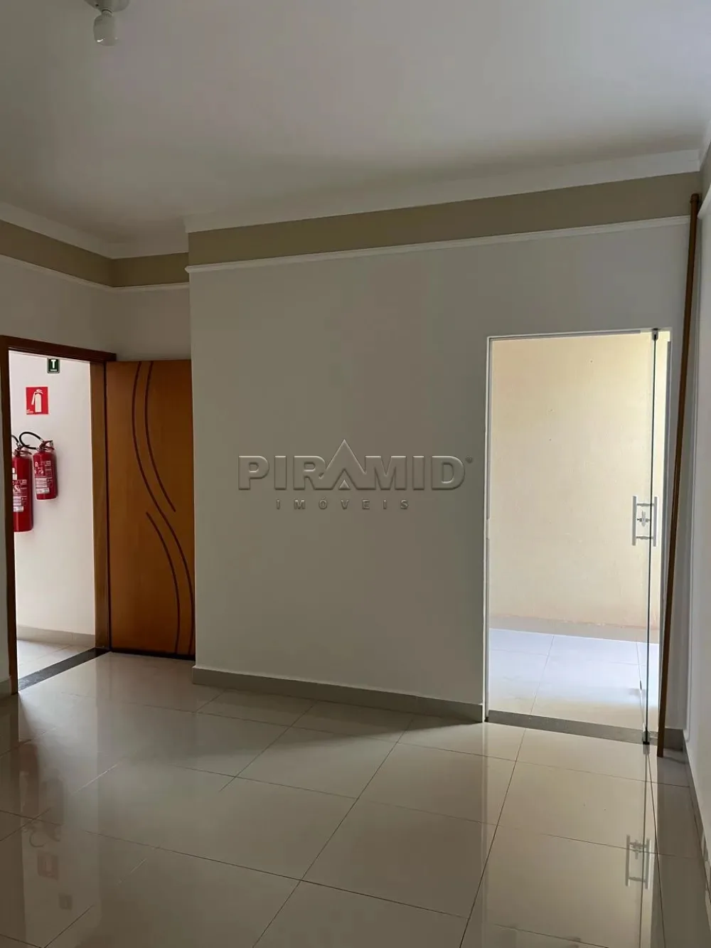 Alugar Apartamento / Padr&atilde;o em Ribeir&atilde;o Preto R$ 2.850,00 - Foto 1