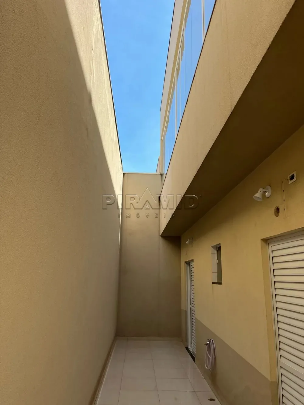 Alugar Apartamento / Padr&atilde;o em Ribeir&atilde;o Preto R$ 2.850,00 - Foto 14