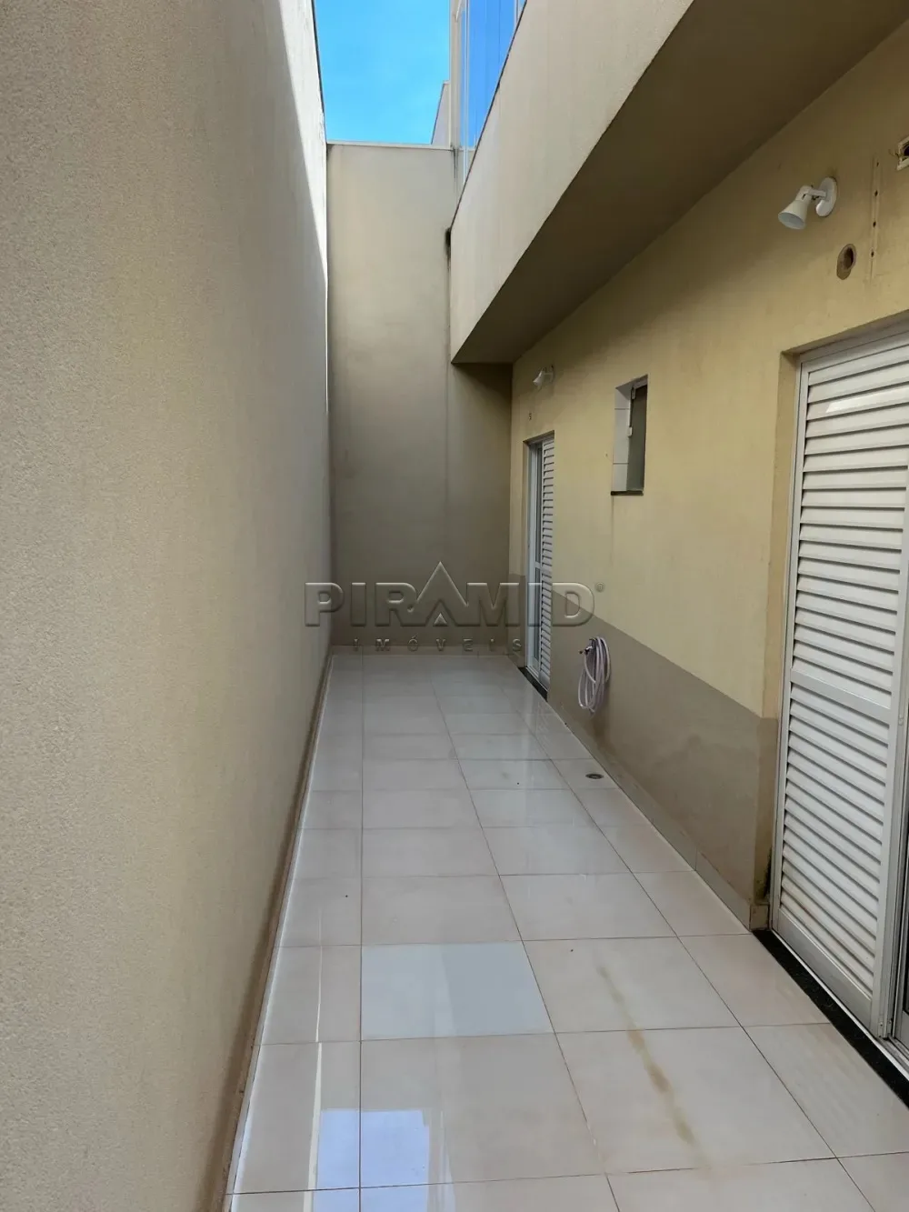 Alugar Apartamento / Padr&atilde;o em Ribeir&atilde;o Preto R$ 2.850,00 - Foto 15