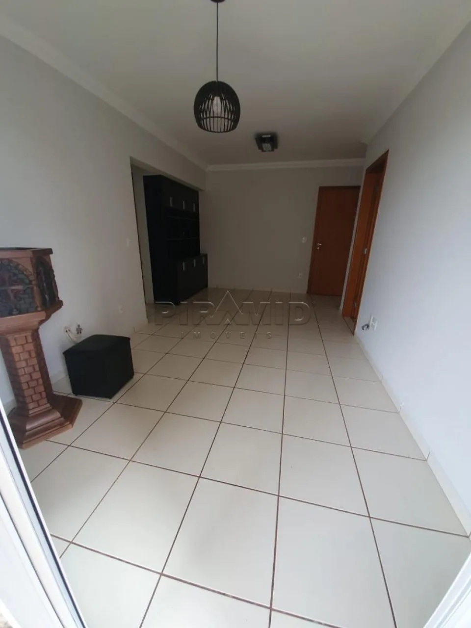 Alugar Apartamento / Padr&atilde;o em Ribeir&atilde;o Preto R$ 2.280,00 - Foto 2