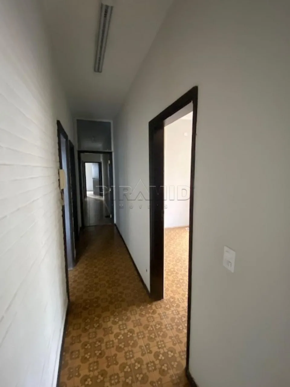 Alugar Comercial / Casa em Ribeir&atilde;o Preto R$ 5.500,00 - Foto 8