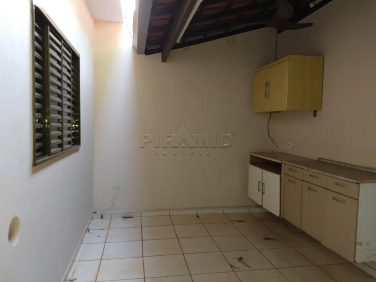 Alugar Casa / Padr&atilde;o em Ribeir&atilde;o Preto R$ 1.400,00 - Foto 13