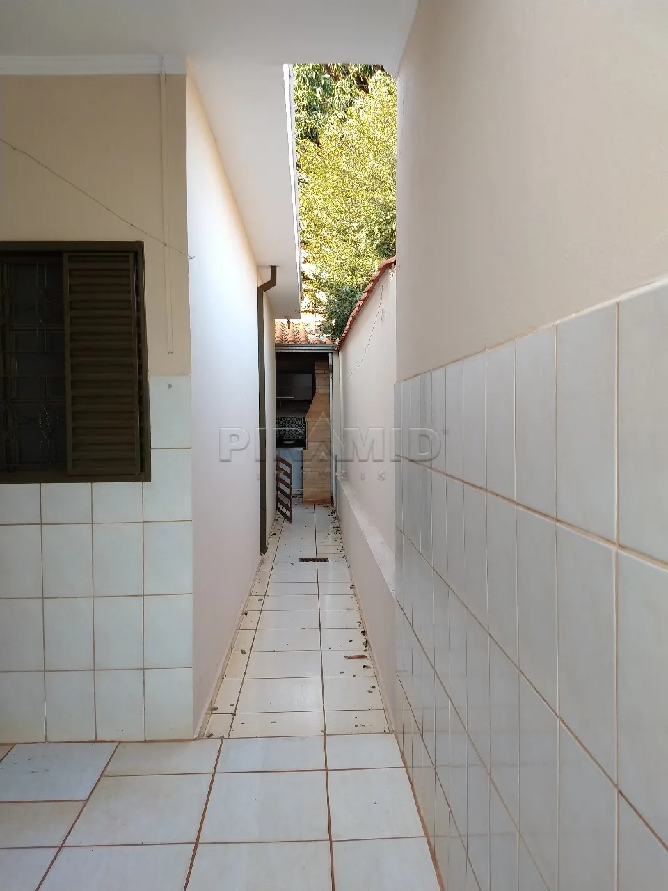 Alugar Casa / Padr&atilde;o em Ribeir&atilde;o Preto R$ 1.400,00 - Foto 16