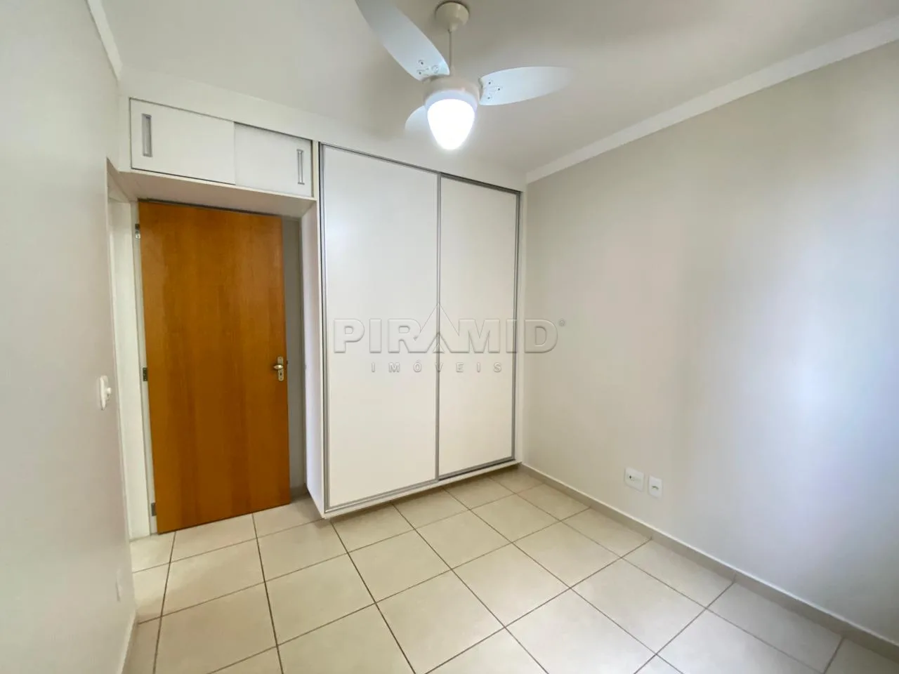 Alugar Apartamento / Padr&atilde;o em Ribeir&atilde;o Preto R$ 2.100,00 - Foto 21