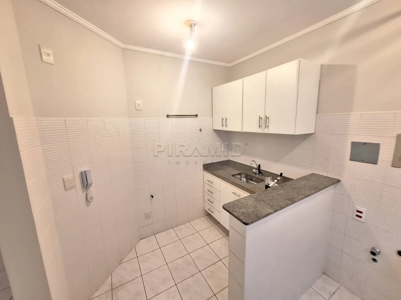 Alugar Apartamento / Padr&atilde;o em Ribeir&atilde;o Preto R$ 1.300,00 - Foto 10