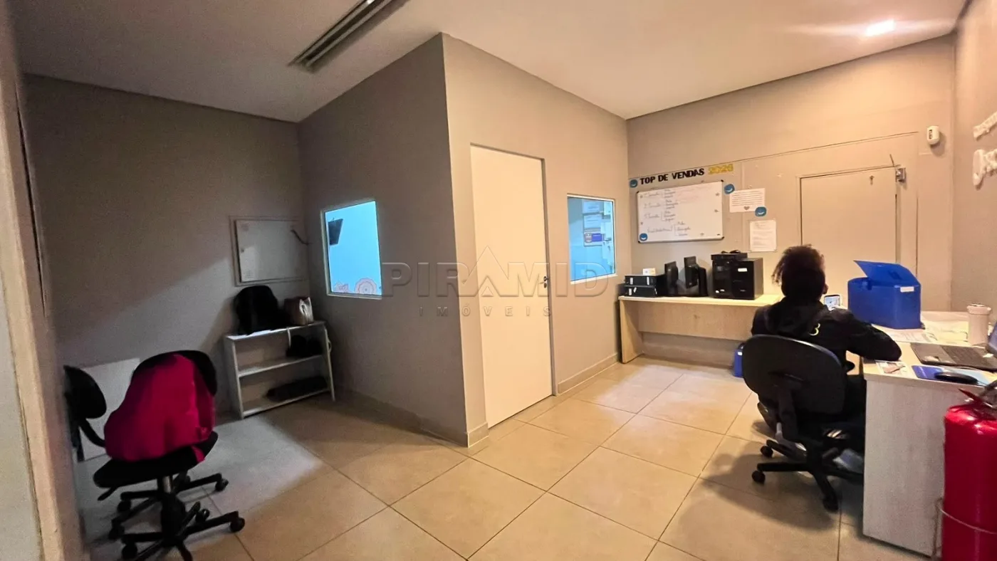 Alugar Comercial / Sal&atilde;o em Ribeir&atilde;o Preto R$ 3.800,00 - Foto 5