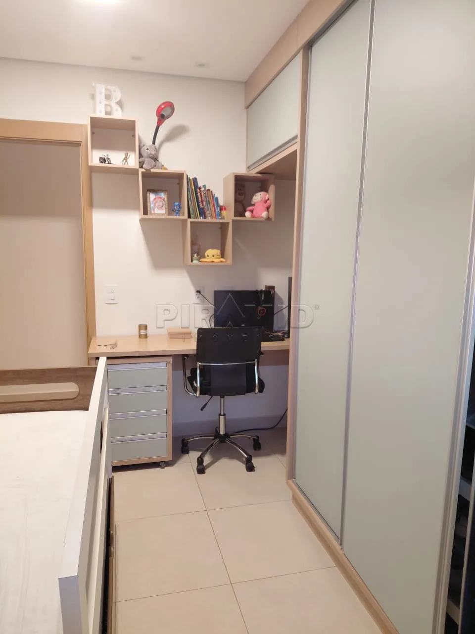 Comprar Apartamento / Padr&atilde;o em Ribeir&atilde;o Preto R$ 650.000,00 - Foto 5