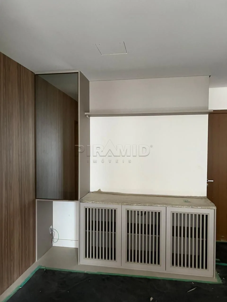 Alugar Apartamento / Padr&atilde;o em Ribeir&atilde;o Preto R$ 5.000,00 - Foto 2