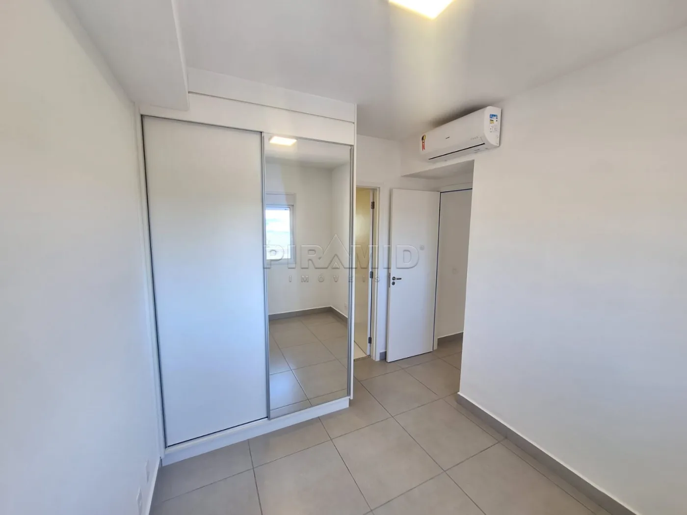 Alugar Apartamento / Padr&atilde;o em Ribeir&atilde;o Preto R$ 1.960,00 - Foto 11