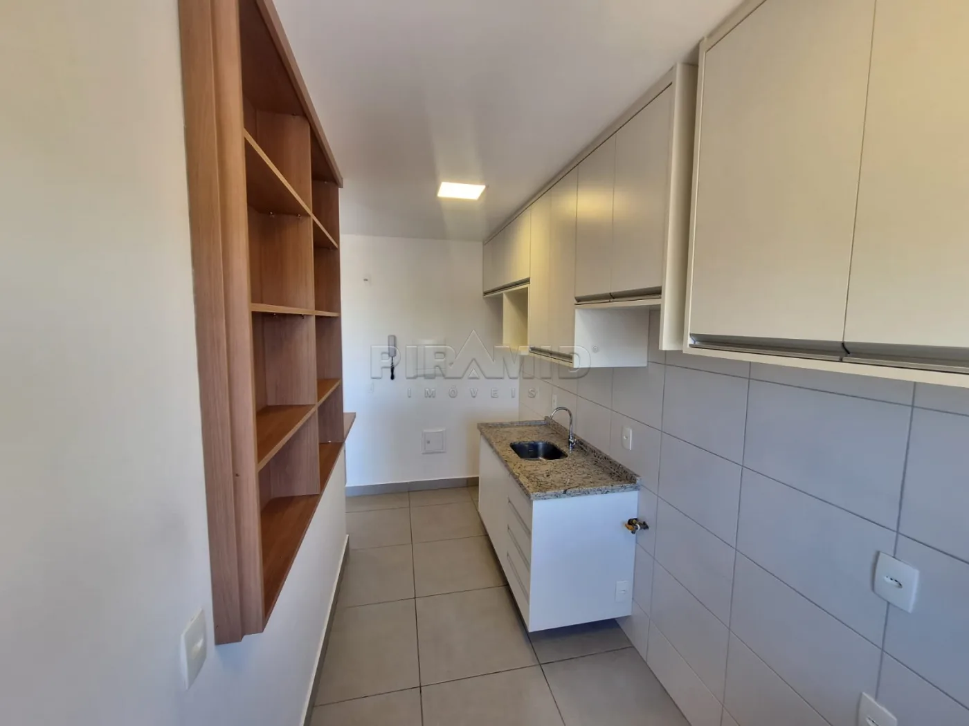 Alugar Apartamento / Padr&atilde;o em Ribeir&atilde;o Preto R$ 1.960,00 - Foto 15