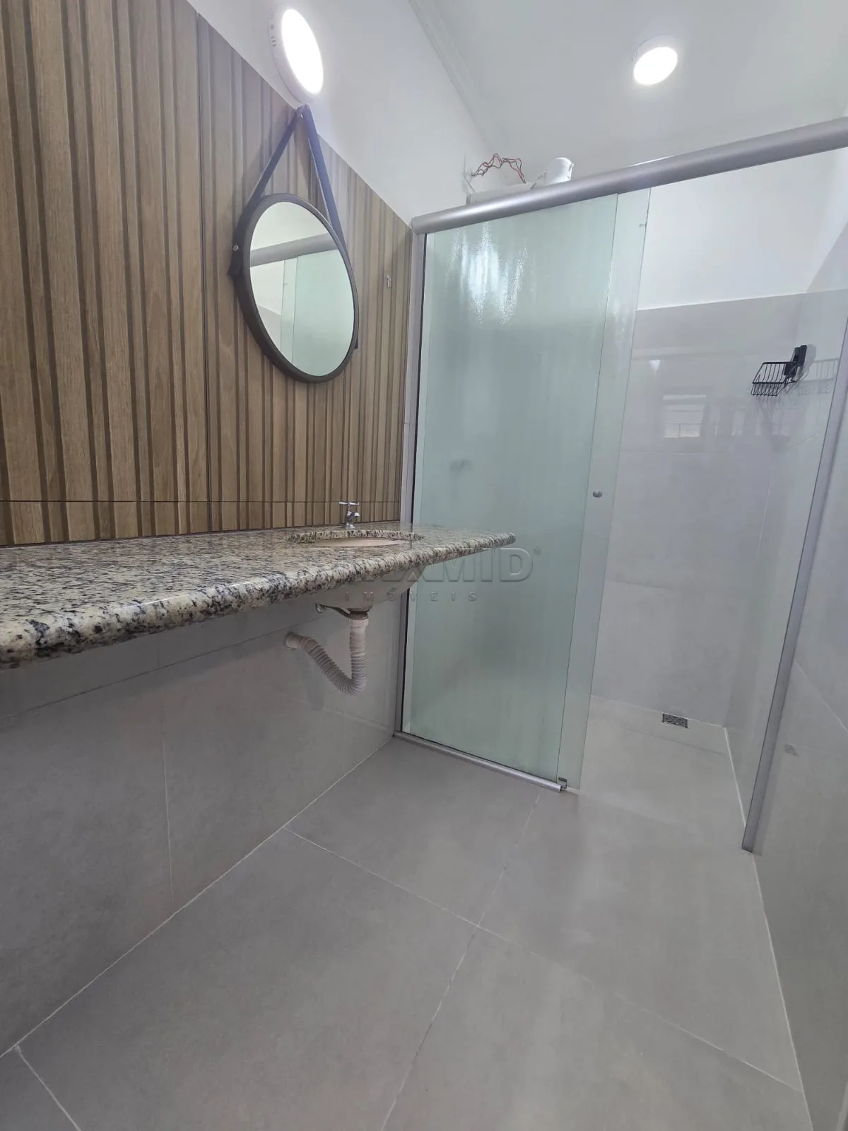 Alugar Apartamento / Padr&atilde;o em Ribeir&atilde;o Preto R$ 1.750,00 - Foto 4
