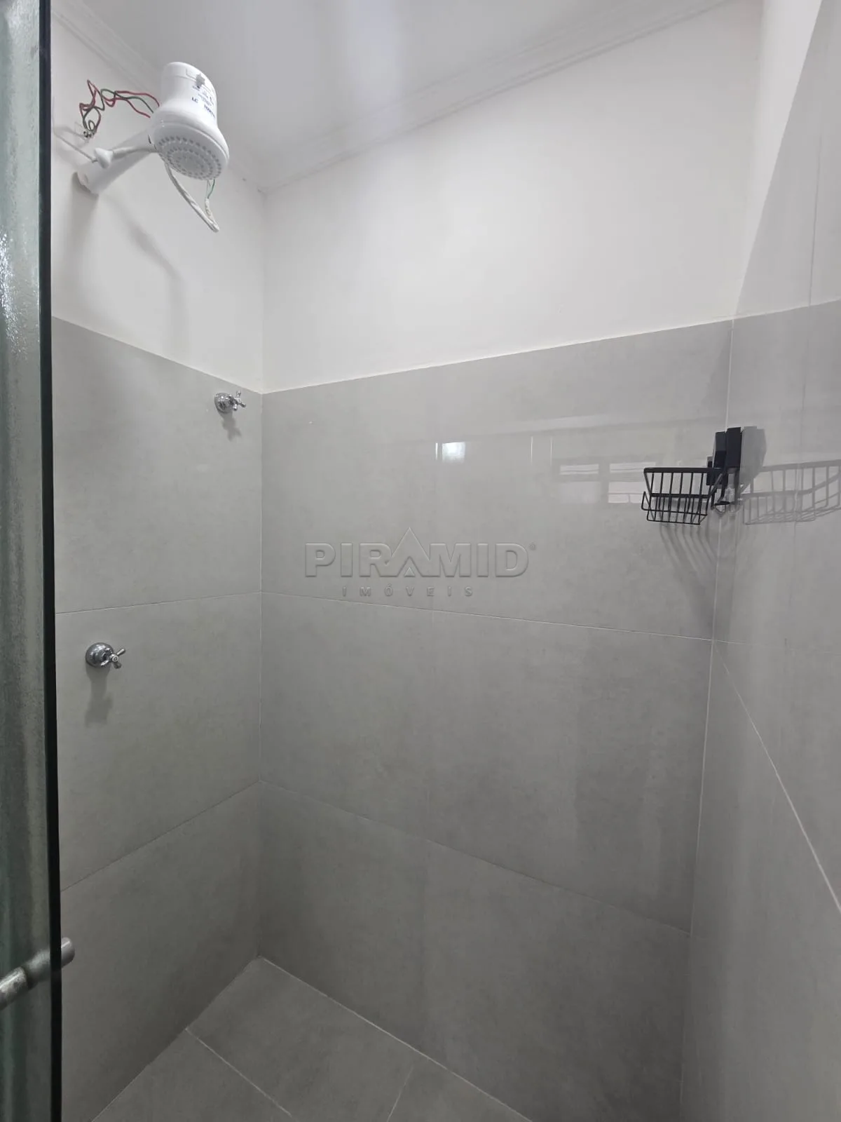 Alugar Apartamento / Padr&atilde;o em Ribeir&atilde;o Preto R$ 1.750,00 - Foto 9