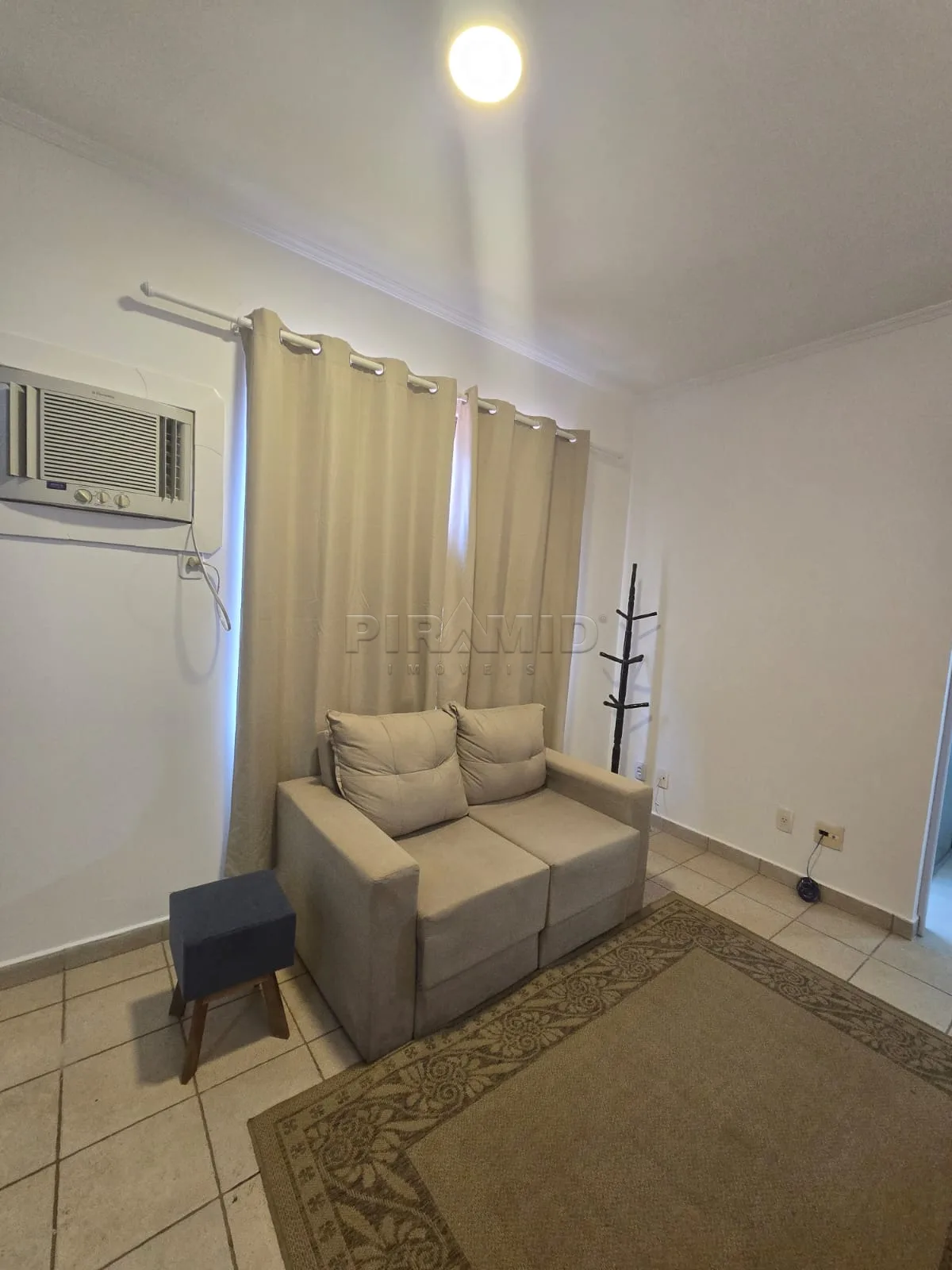 Alugar Apartamento / Padr&atilde;o em Ribeir&atilde;o Preto R$ 1.750,00 - Foto 10