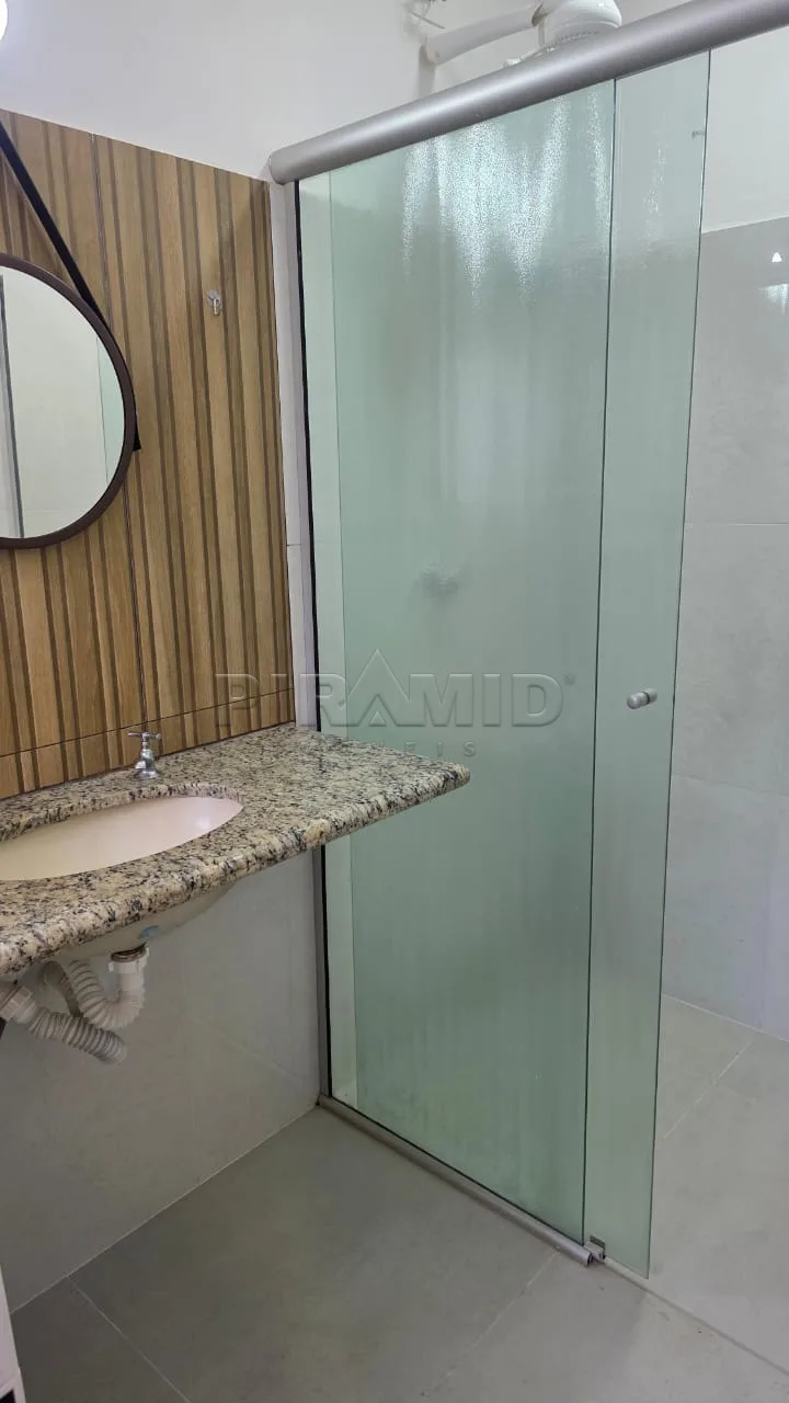 Alugar Apartamento / Padr&atilde;o em Ribeir&atilde;o Preto R$ 1.700,00 - Foto 14