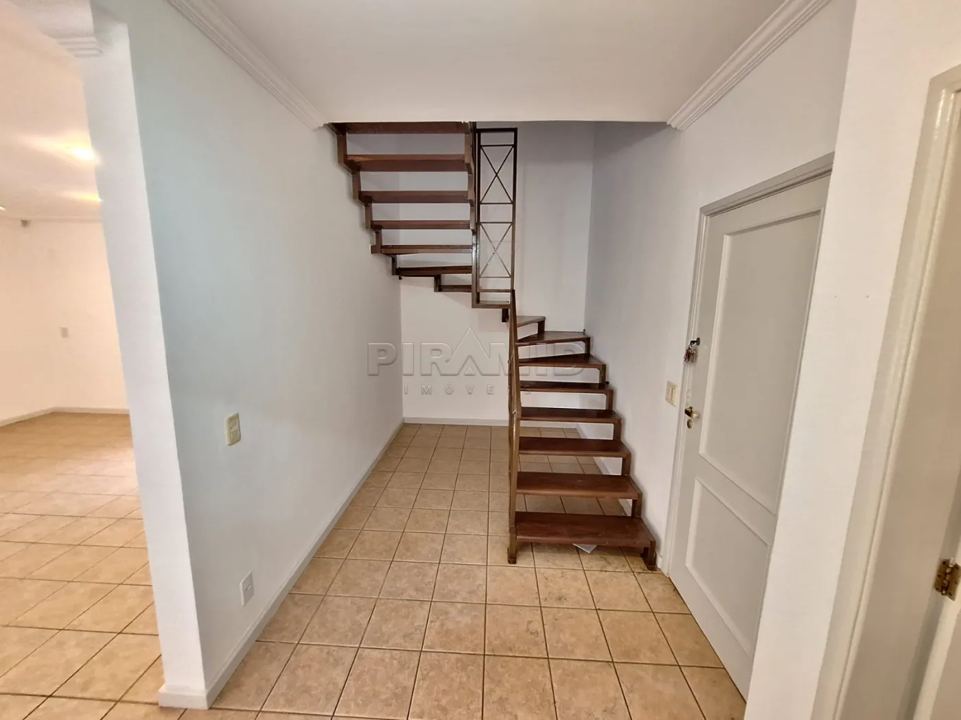 Alugar Casa / Condom&iacute;nio em Ribeir&atilde;o Preto R$ 4.500,00 - Foto 1