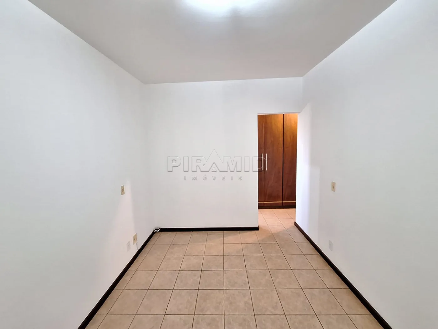 Alugar Casa / Condom&iacute;nio em Ribeir&atilde;o Preto R$ 4.500,00 - Foto 16