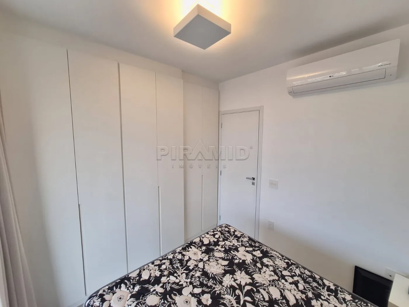 Alugar Apartamento / Padr&atilde;o em Ribeir&atilde;o Preto R$ 2.500,00 - Foto 8