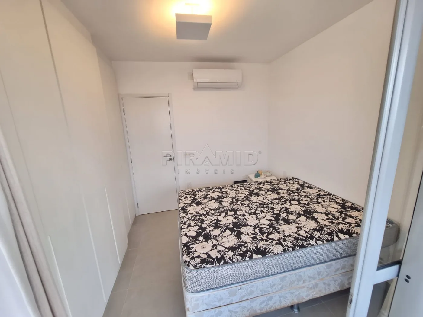 Alugar Apartamento / Padr&atilde;o em Ribeir&atilde;o Preto R$ 2.500,00 - Foto 9