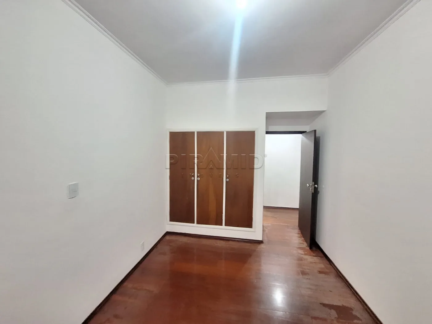 Alugar Apartamento / Padr&atilde;o em Ribeir&atilde;o Preto R$ 2.500,00 - Foto 10