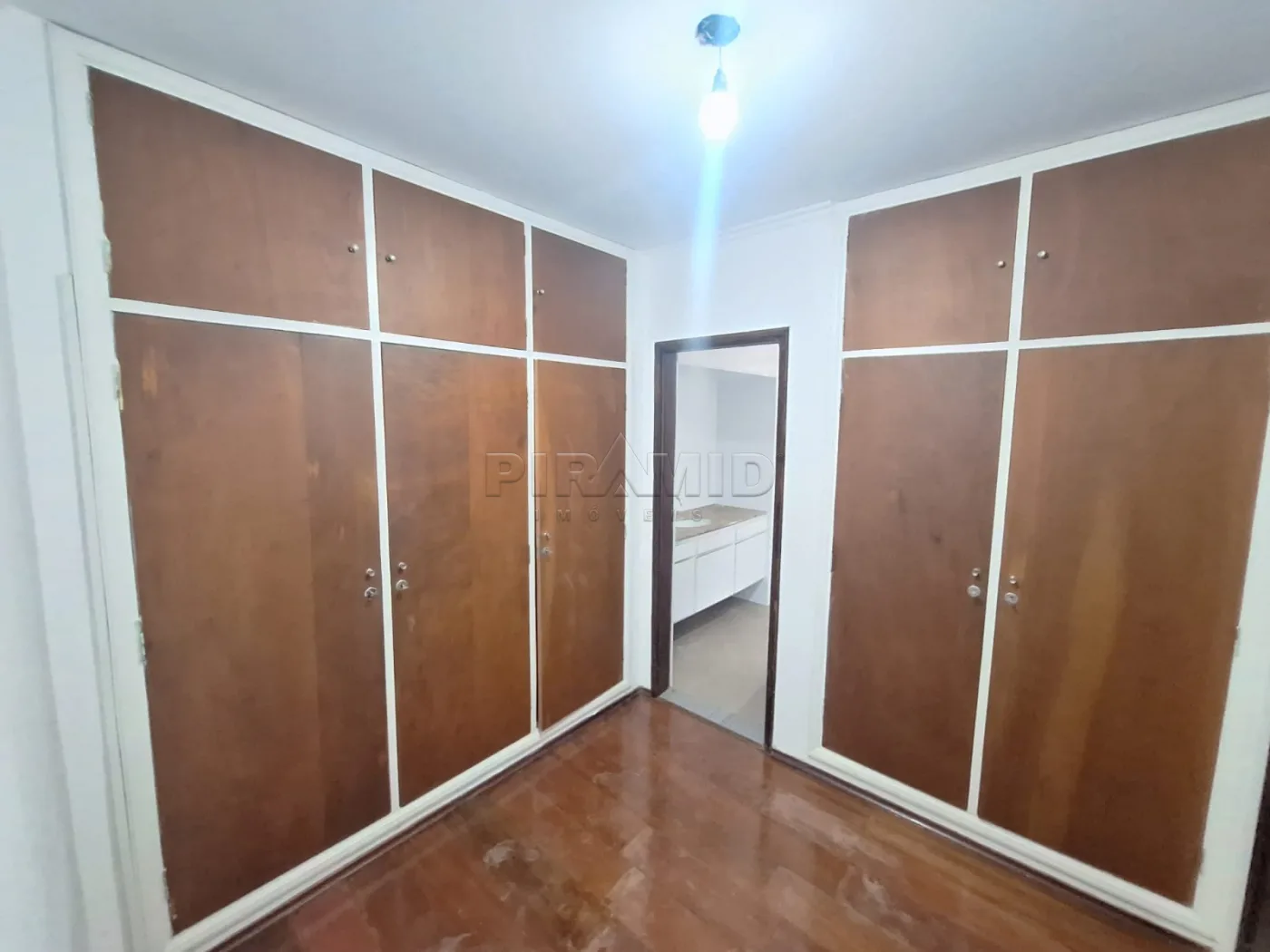 Alugar Apartamento / Padr&atilde;o em Ribeir&atilde;o Preto R$ 2.500,00 - Foto 17