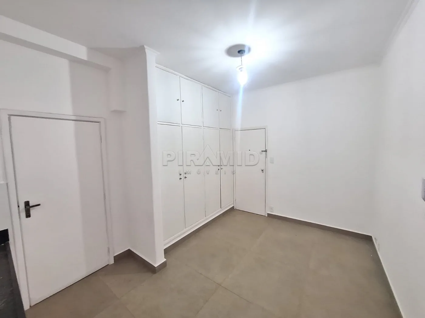 Alugar Apartamento / Padr&atilde;o em Ribeir&atilde;o Preto R$ 2.500,00 - Foto 21