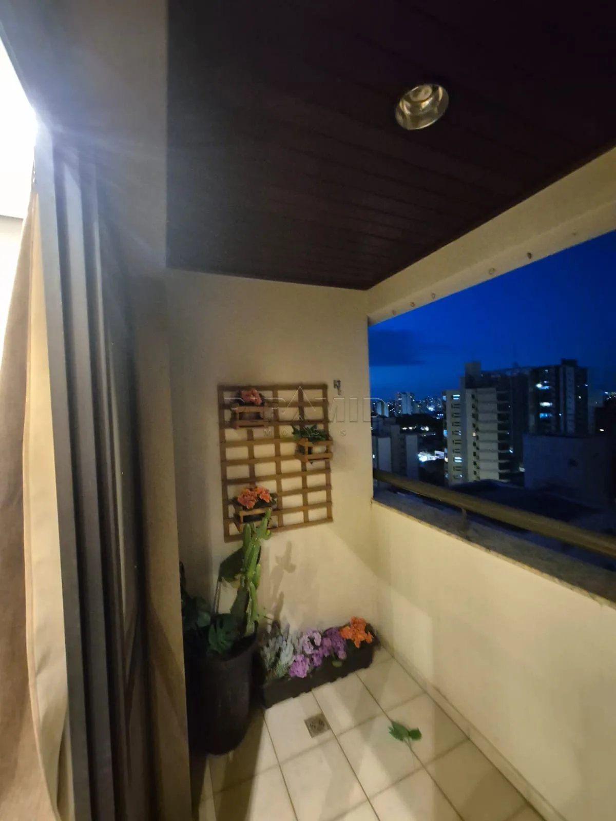 Alugar Apartamento / Padr&atilde;o em Ribeir&atilde;o Preto R$ 2.000,00 - Foto 5