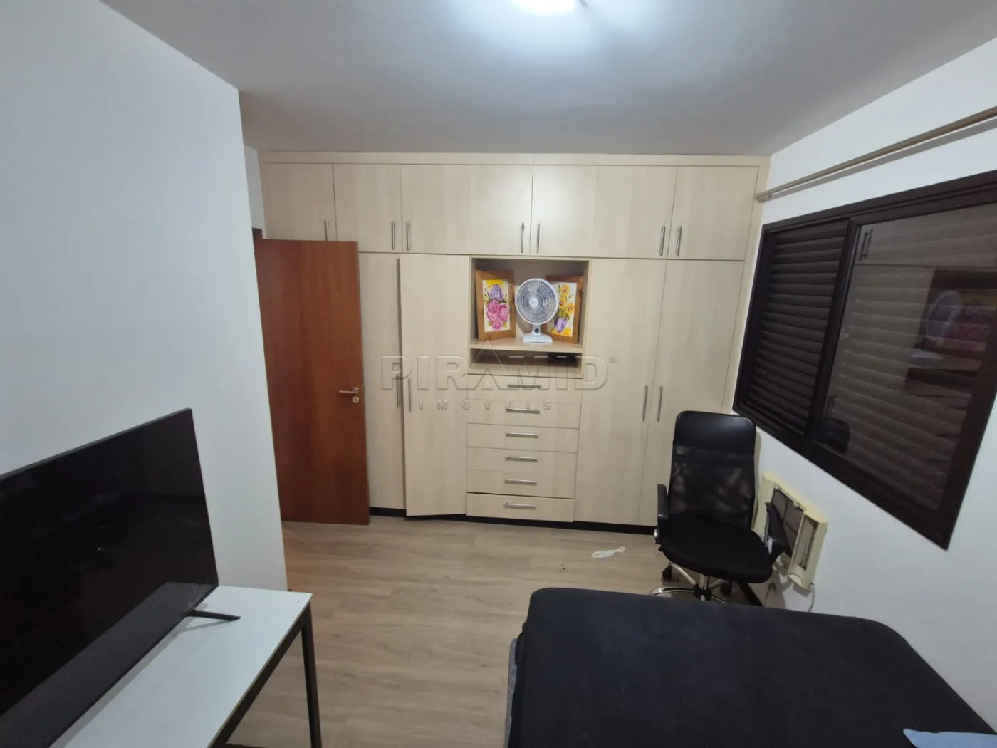 Alugar Apartamento / Padr&atilde;o em Ribeir&atilde;o Preto R$ 2.000,00 - Foto 7