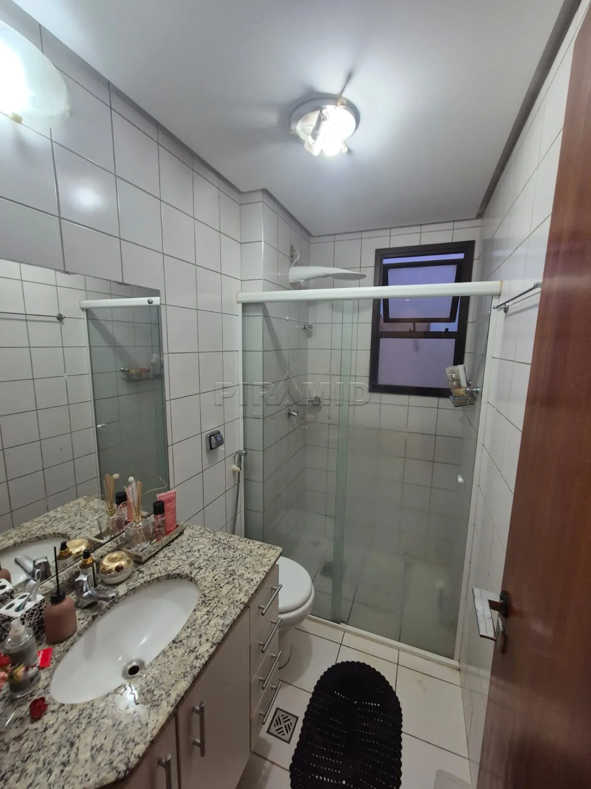 Alugar Apartamento / Padr&atilde;o em Ribeir&atilde;o Preto R$ 2.000,00 - Foto 8