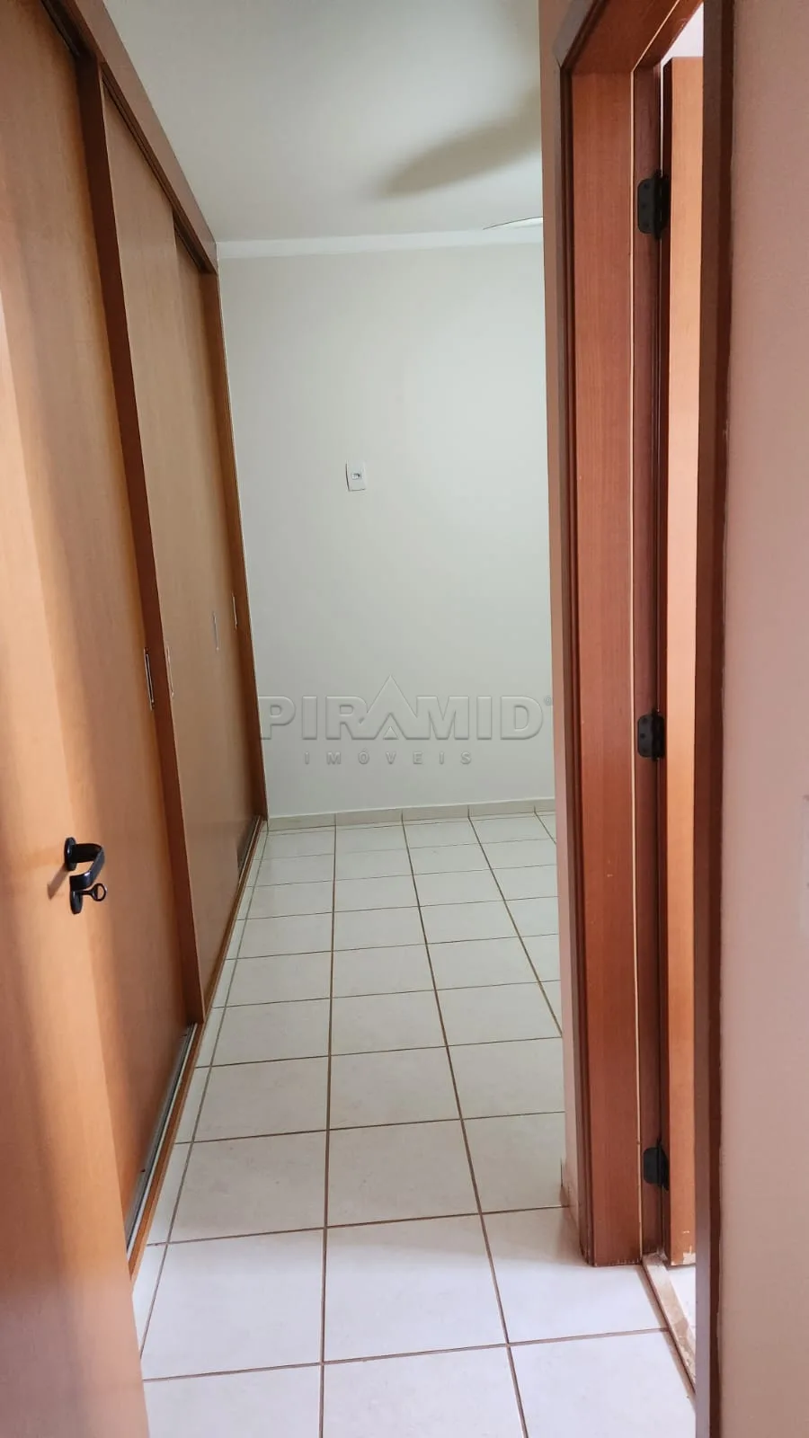 Alugar Apartamento / Padr&atilde;o em Ribeir&atilde;o Preto R$ 2.500,00 - Foto 11