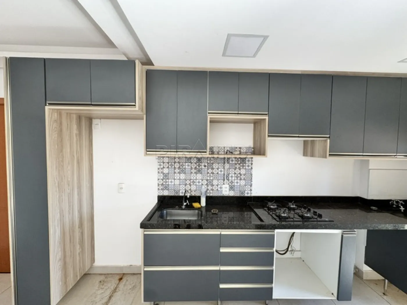 Alugar Apartamento / Padr&atilde;o em Ribeir&atilde;o Preto R$ 1.900,00 - Foto 8