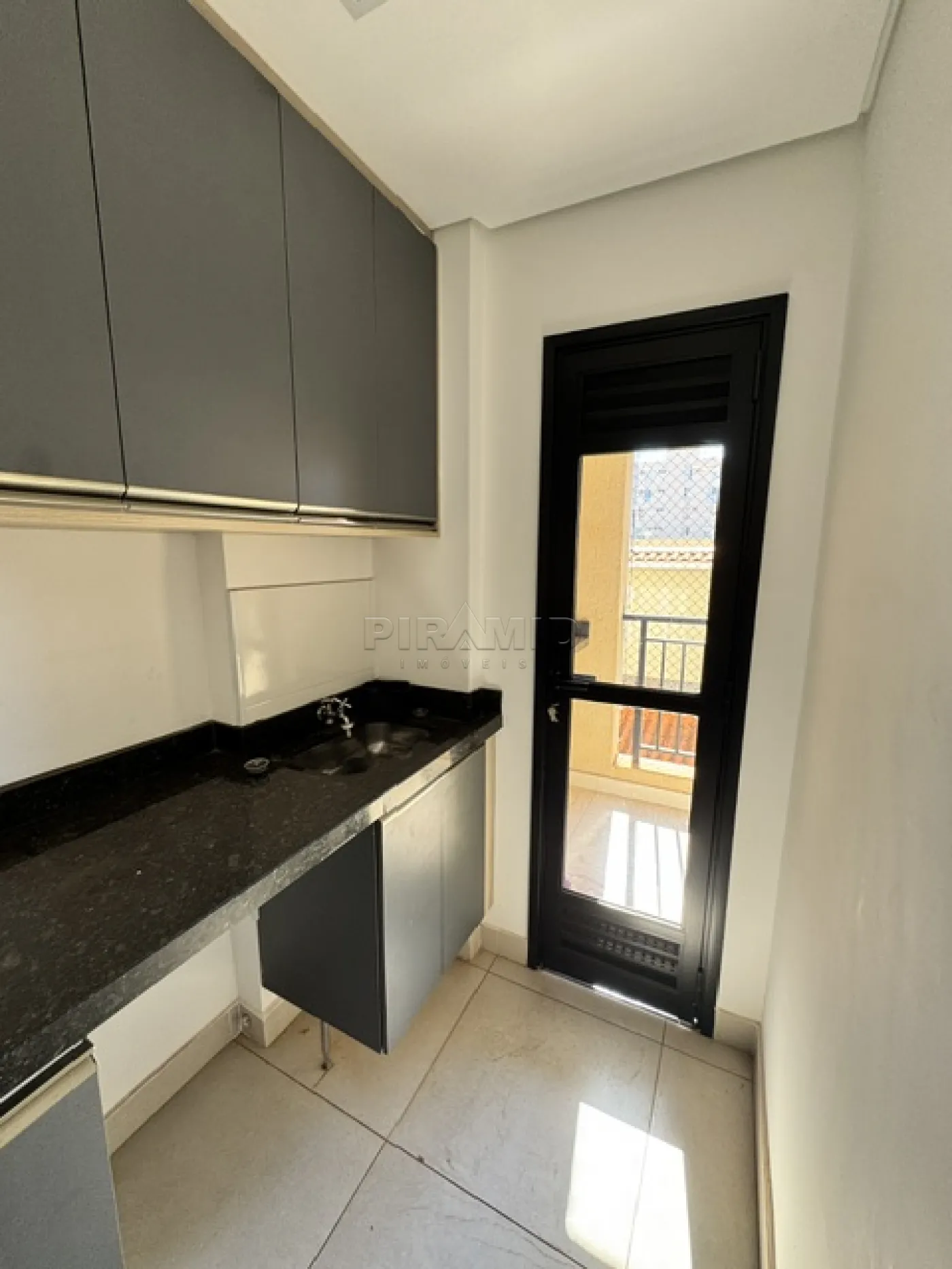Alugar Apartamento / Padr&atilde;o em Ribeir&atilde;o Preto R$ 1.900,00 - Foto 11