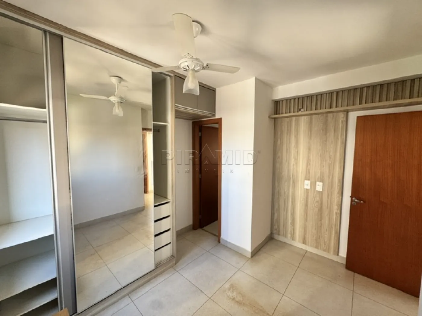 Alugar Apartamento / Padr&atilde;o em Ribeir&atilde;o Preto R$ 1.900,00 - Foto 18