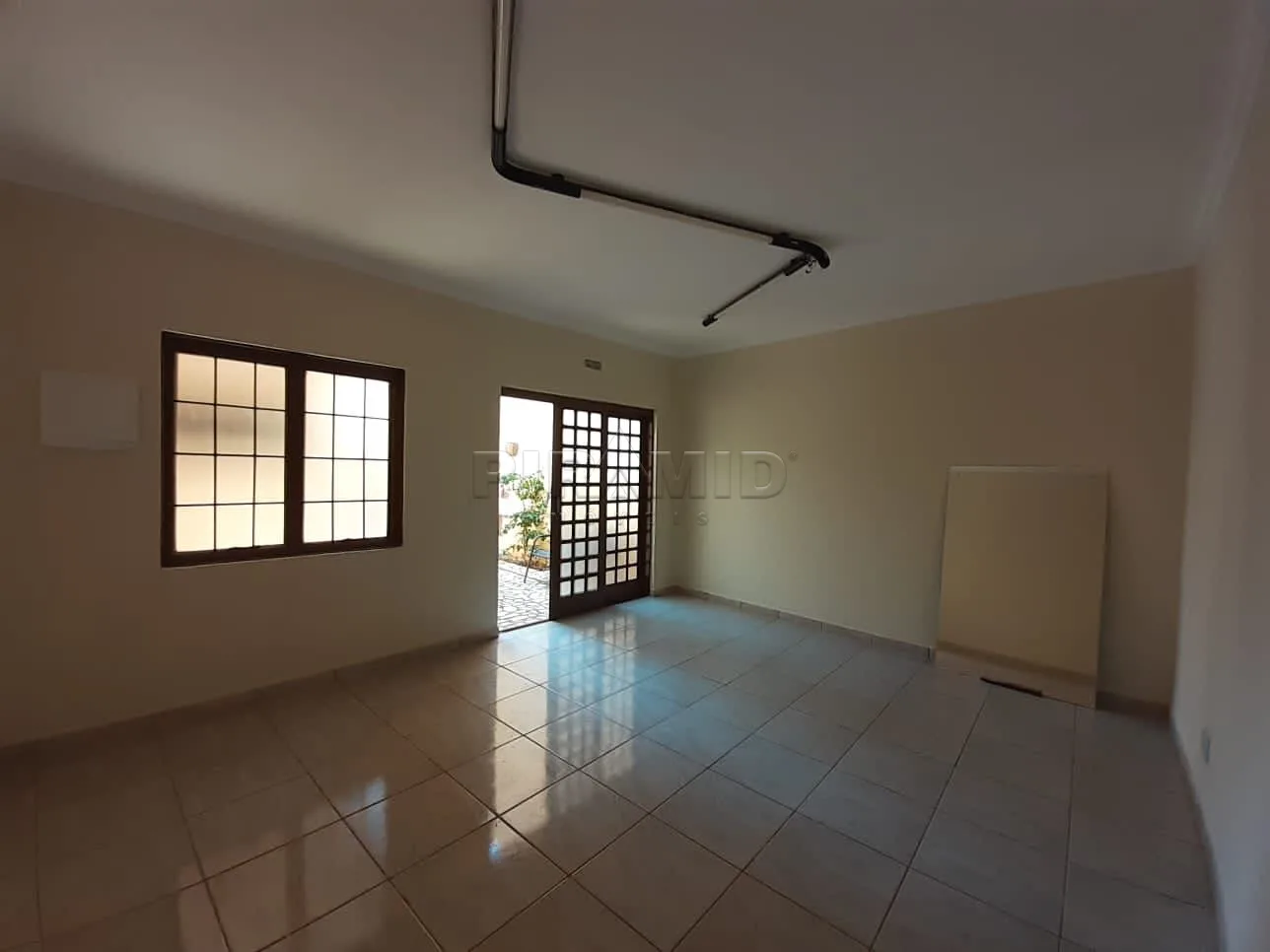 Alugar Comercial / Sala em Ribeir&atilde;o Preto R$ 1.500,00 - Foto 3