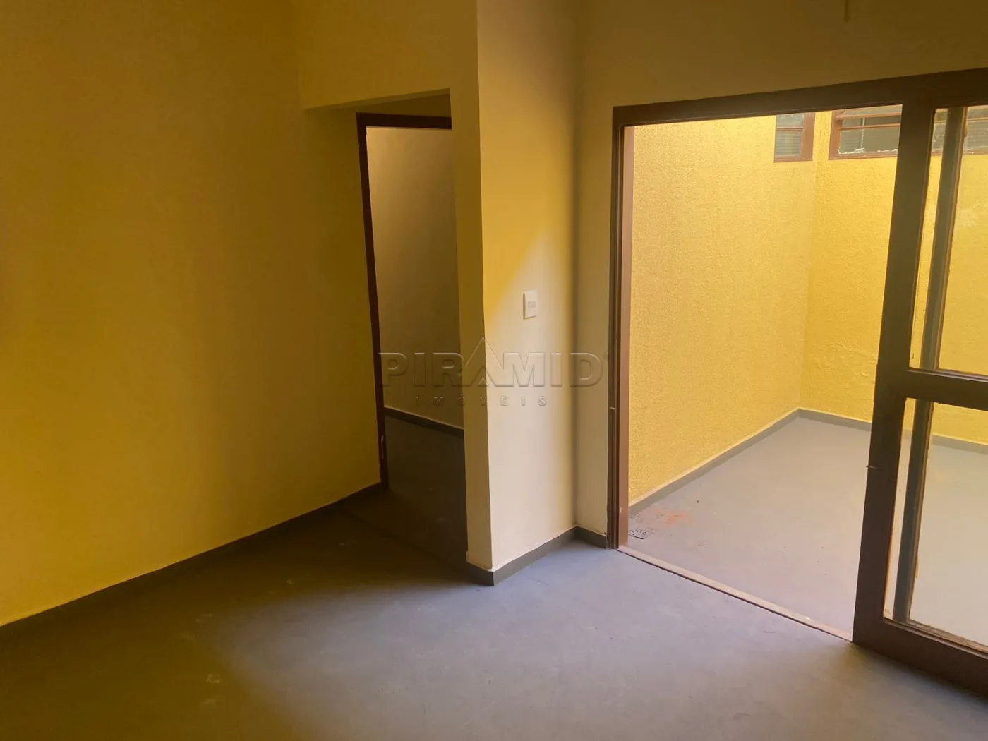 Alugar Comercial / Sala em Ribeir&atilde;o Preto R$ 1.500,00 - Foto 3