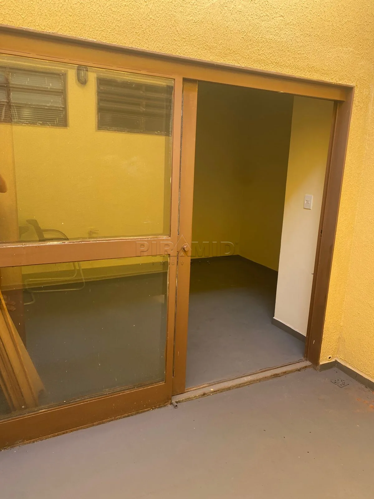 Alugar Comercial / Sala em Ribeir&atilde;o Preto R$ 1.500,00 - Foto 6