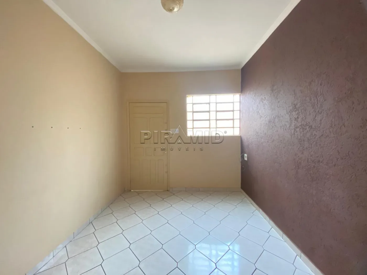 Alugar Casa / Padr&atilde;o em Ribeir&atilde;o Preto R$ 1.500,00 - Foto 6