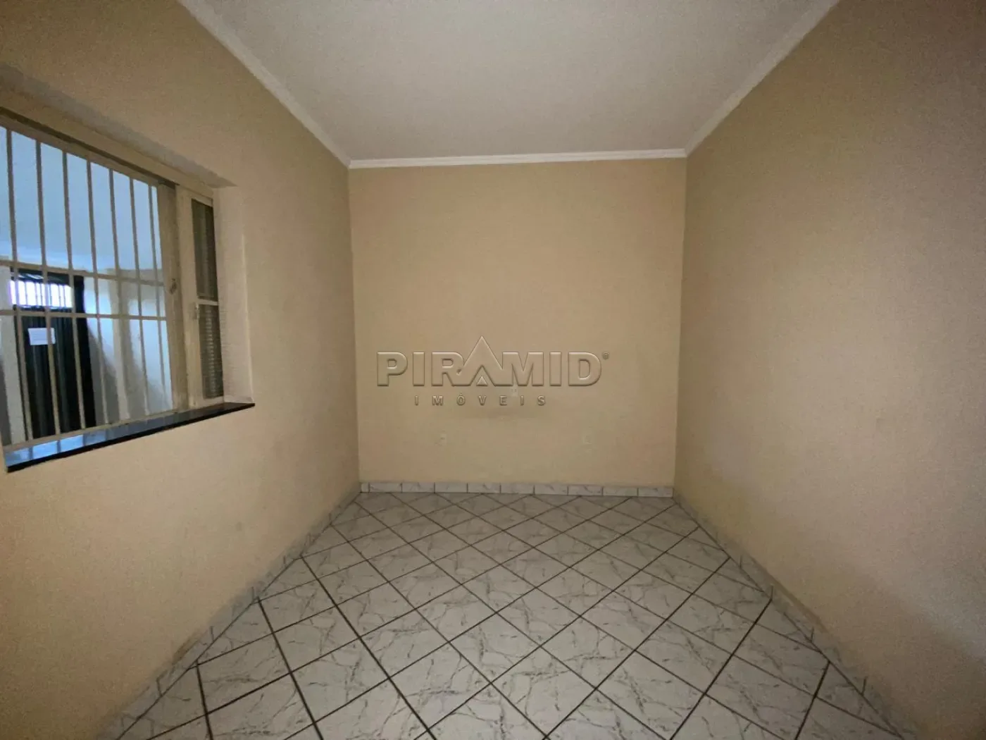 Alugar Casa / Padr&atilde;o em Ribeir&atilde;o Preto R$ 1.500,00 - Foto 8