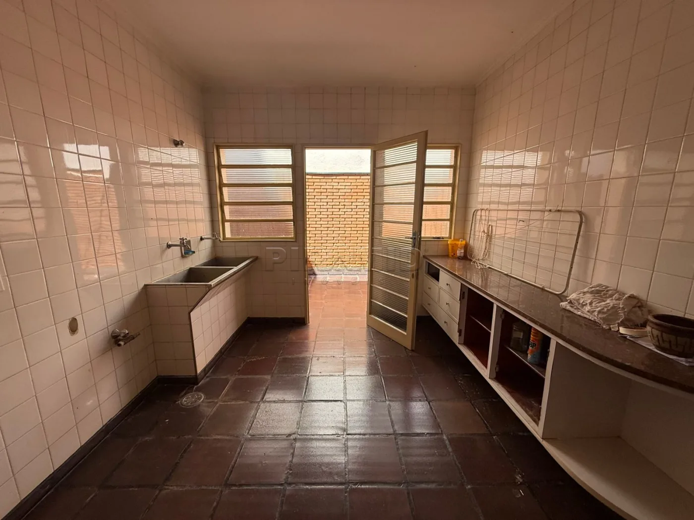 Alugar Casa / Padr&atilde;o em Ribeir&atilde;o Preto R$ 6.000,00 - Foto 32