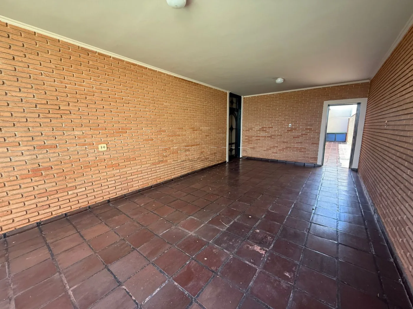 Alugar Casa / Padr&atilde;o em Ribeir&atilde;o Preto R$ 6.000,00 - Foto 3