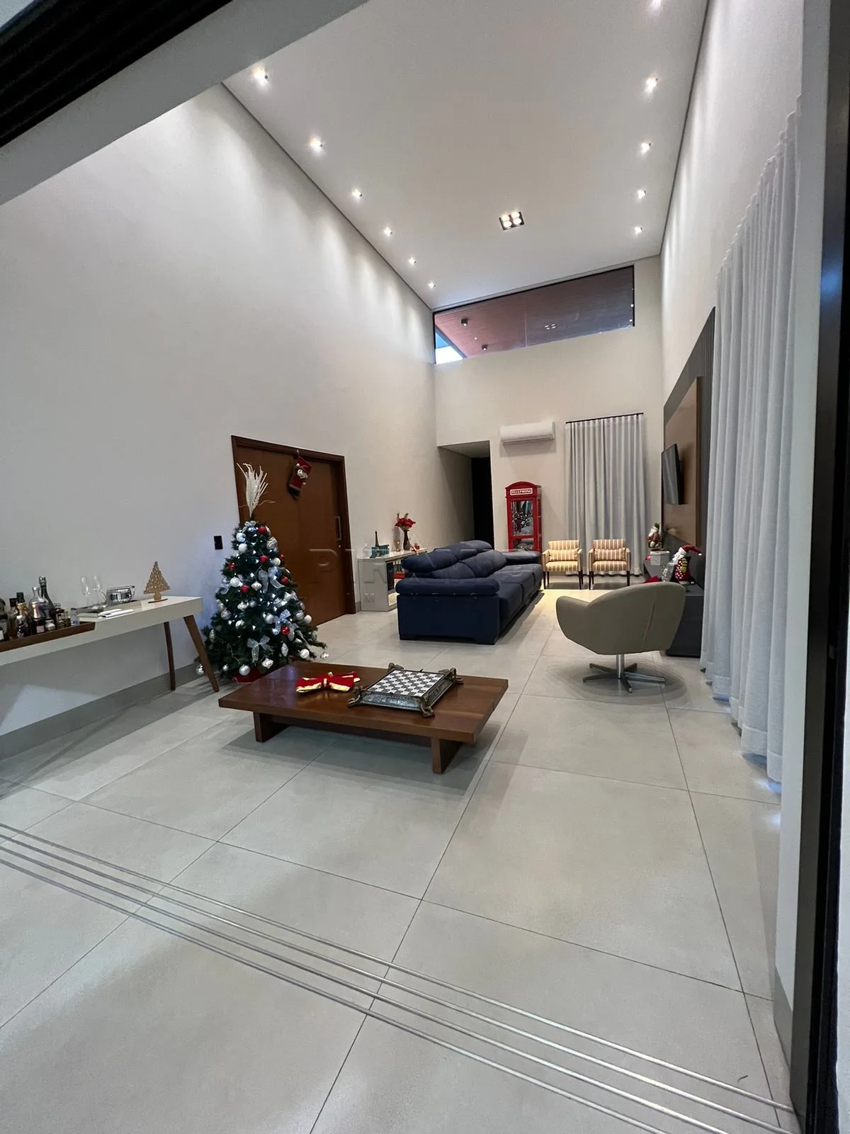 Alugar Casa / Condom&iacute;nio em Ribeir&atilde;o Preto R$ 14.000,00 - Foto 3