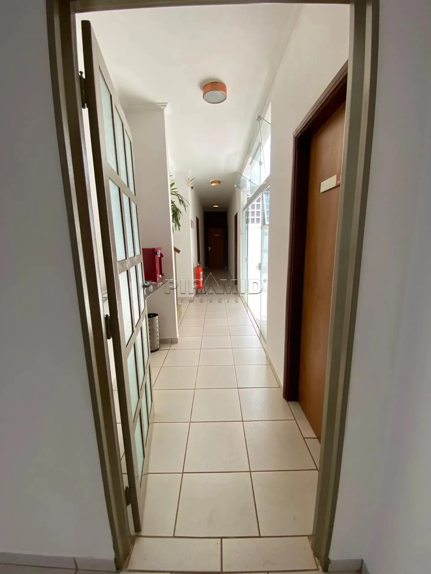 Alugar Comercial / Pr&eacute;dio em Ribeir&atilde;o Preto R$ 17.000,00 - Foto 12