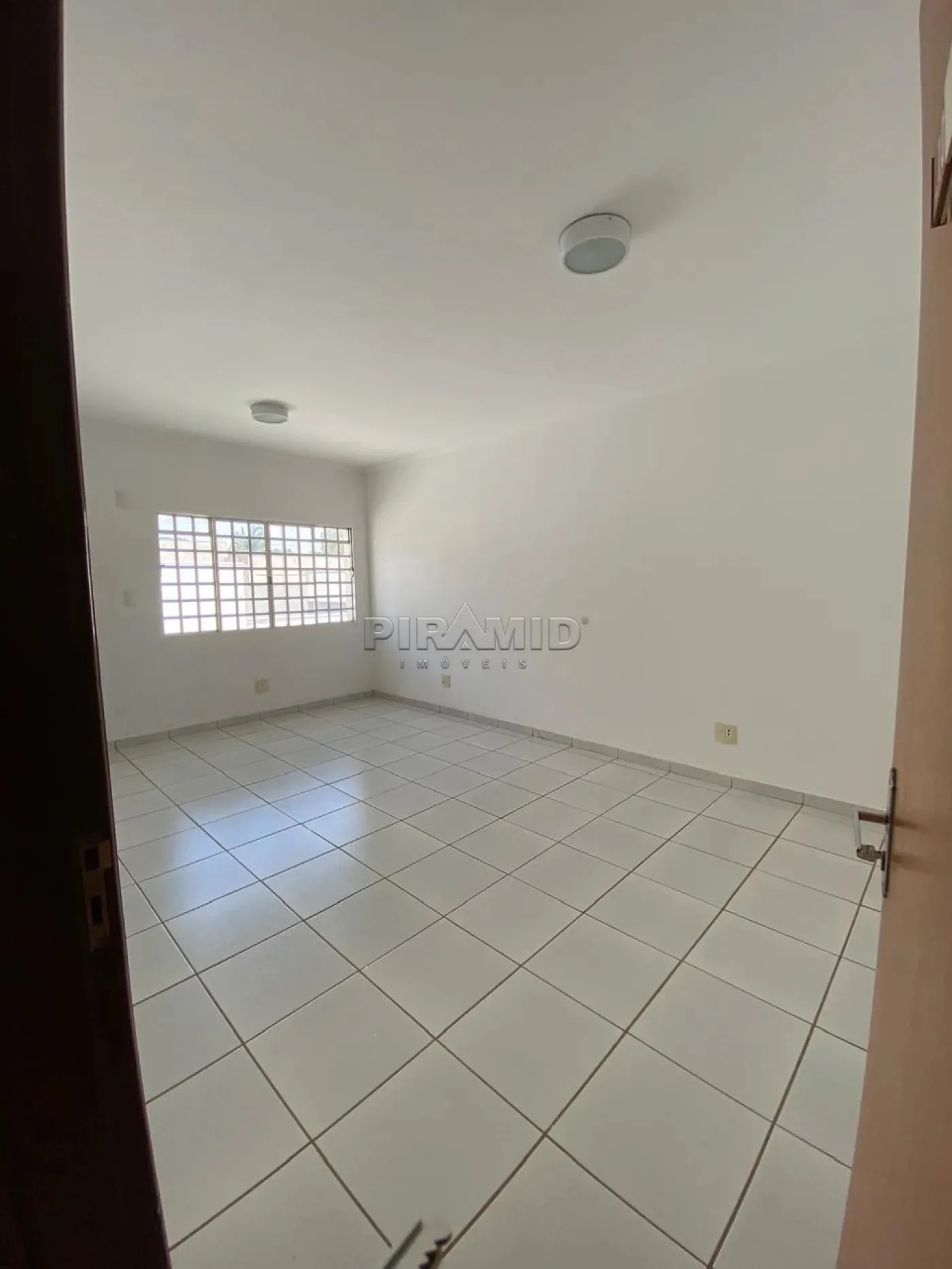 Alugar Comercial / Pr&eacute;dio em Ribeir&atilde;o Preto R$ 17.000,00 - Foto 14