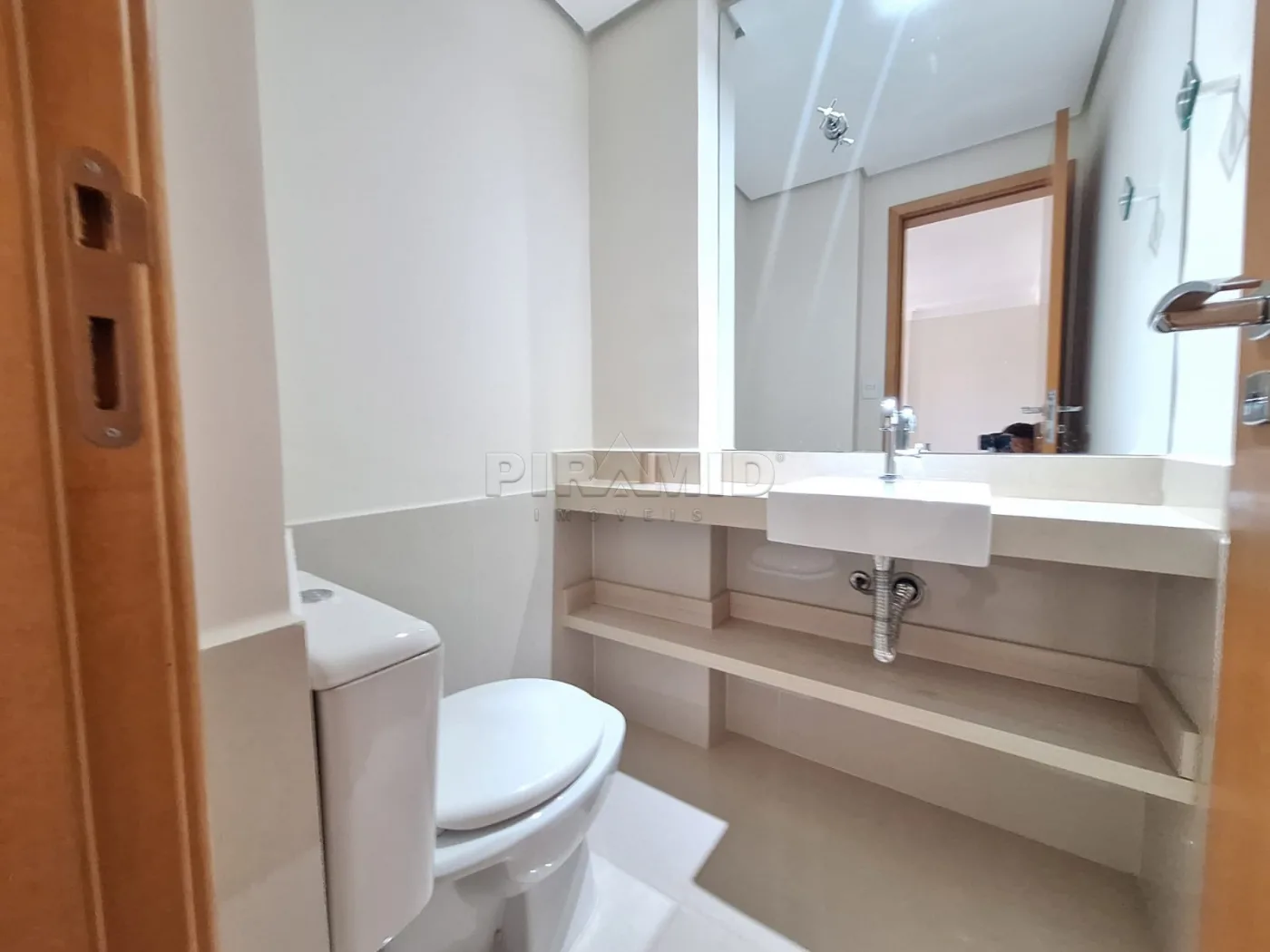 Alugar Apartamento / Padr&atilde;o em Ribeir&atilde;o Preto R$ 4.200,00 - Foto 7