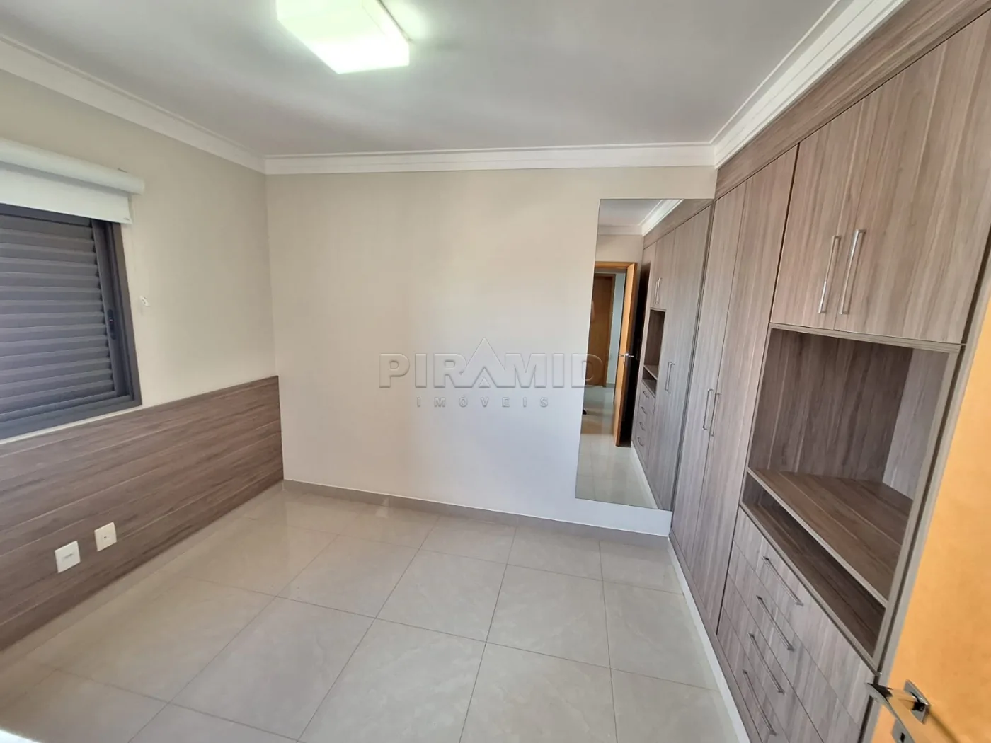 Alugar Apartamento / Padr&atilde;o em Ribeir&atilde;o Preto R$ 4.200,00 - Foto 12