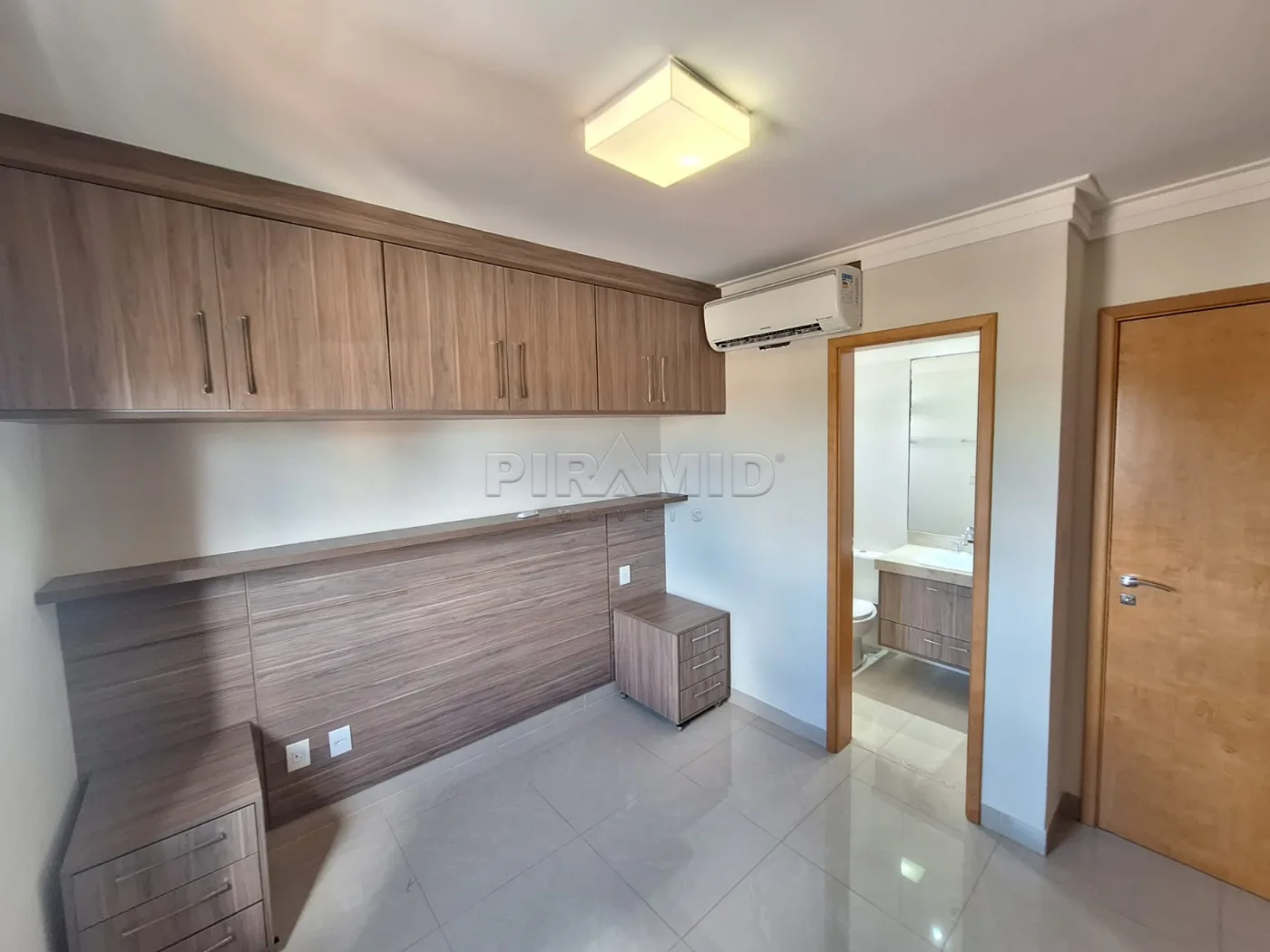 Alugar Apartamento / Padr&atilde;o em Ribeir&atilde;o Preto R$ 4.200,00 - Foto 16