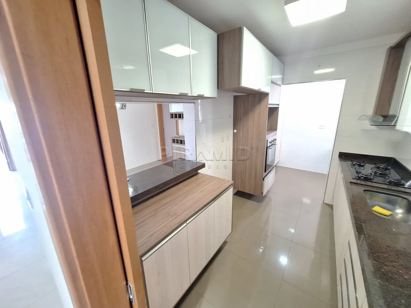 Alugar Apartamento / Padr&atilde;o em Ribeir&atilde;o Preto R$ 4.200,00 - Foto 21
