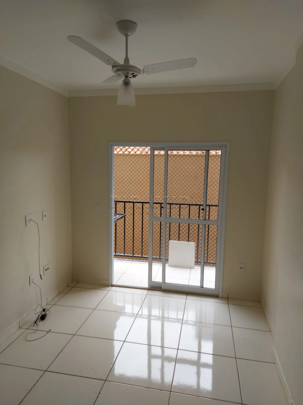 Alugar Apartamento / Padr&atilde;o em Ribeir&atilde;o Preto R$ 1.200,00 - Foto 2