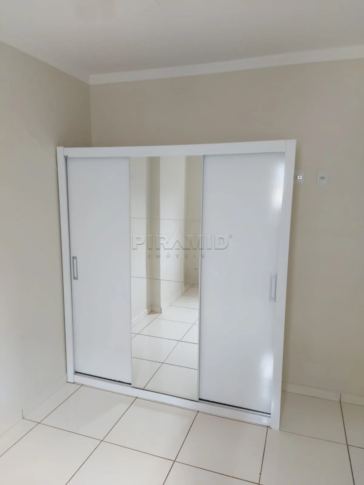 Alugar Apartamento / Padr&atilde;o em Ribeir&atilde;o Preto R$ 1.200,00 - Foto 9